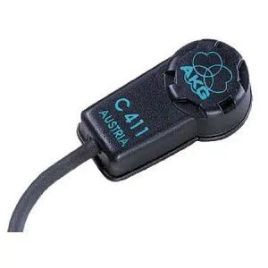 AKG C411PP Инструментальный микрофон для струнных инструментов.