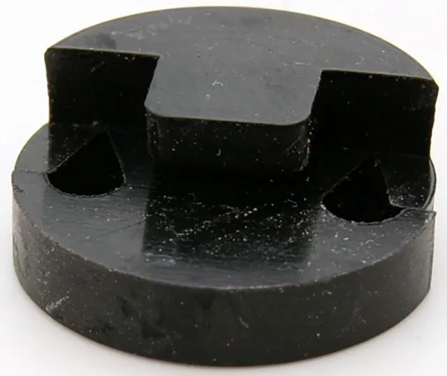 Dadi VM01 Сурдина скрипичная, черный пластик. 