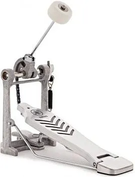 Yamaha FP7210A Педаль для бас-барабана с одинарной цепью.