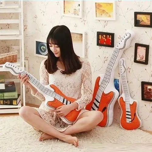 Подушка декоративная Красная электрогитара. Размер 90 см.