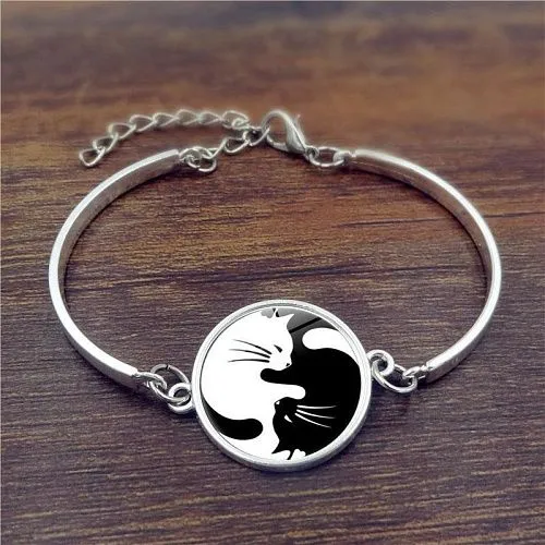 Браслет Инь Янь кошки. Браслет металл. Цвет стальной.
