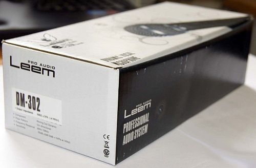 Leem DM-302 Вокальный динамический микрофон проводной.
