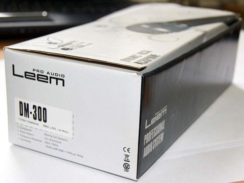 Leem DM-300 Вокальный динамический микрофон проводной.