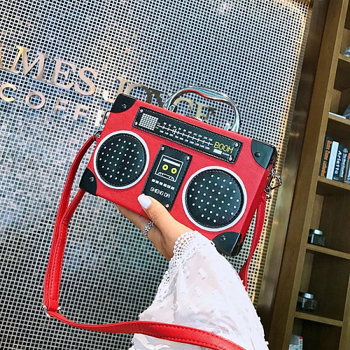 Сумка женская 2277 Ретро магнитола. Цвет красный.