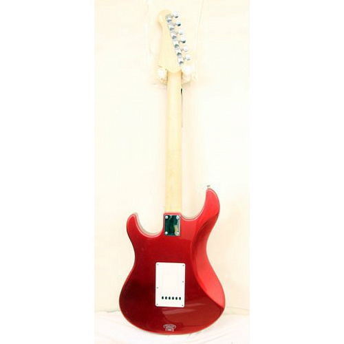 Yamaha Pacifica012 RM Электрогитара.