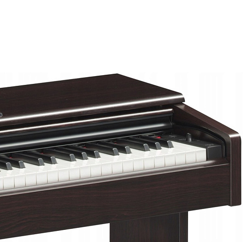 Yamaha YDP-144R Цифровое пианино.