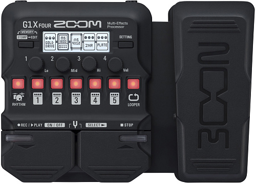 Zoom G1X Four Гитарный процессор с педалью экспрессии.