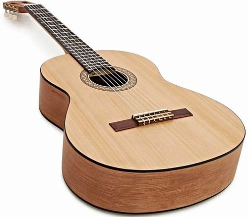 Yamaha C40M Гитара классическая.